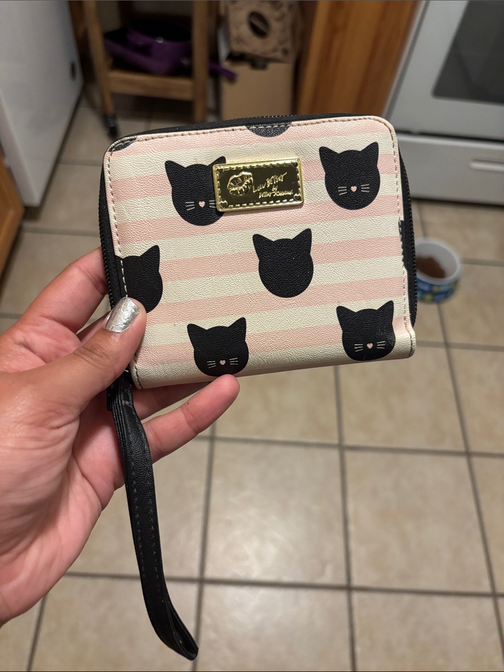 Cat Pattern Zip Wallet in Black and Cream - Unknown Brand